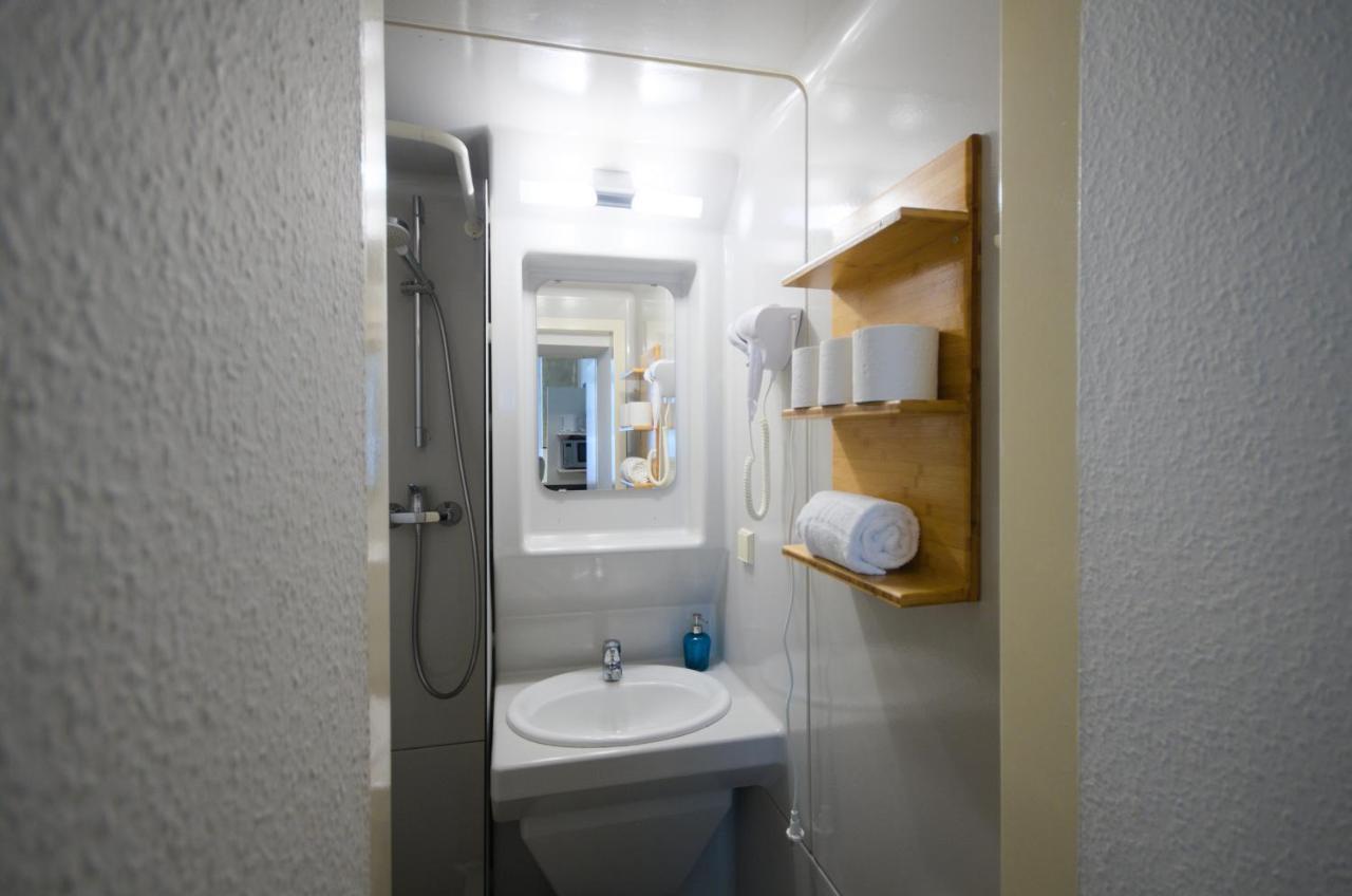 Altbauwohnung Mit 3 Baedern Berlino Esterno foto